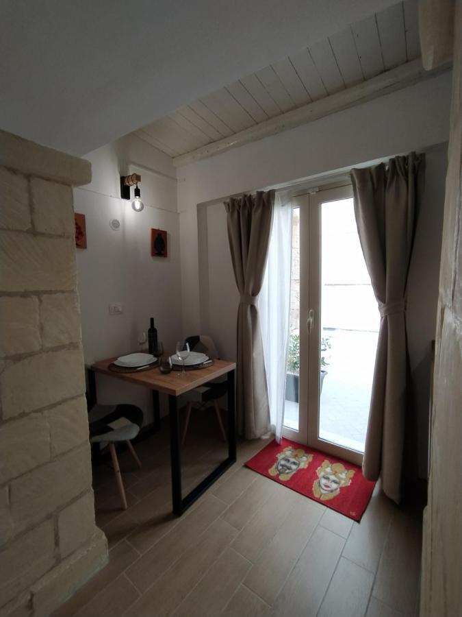 La Punta Di Ortigia Holiday Home Syracuse Exterior photo